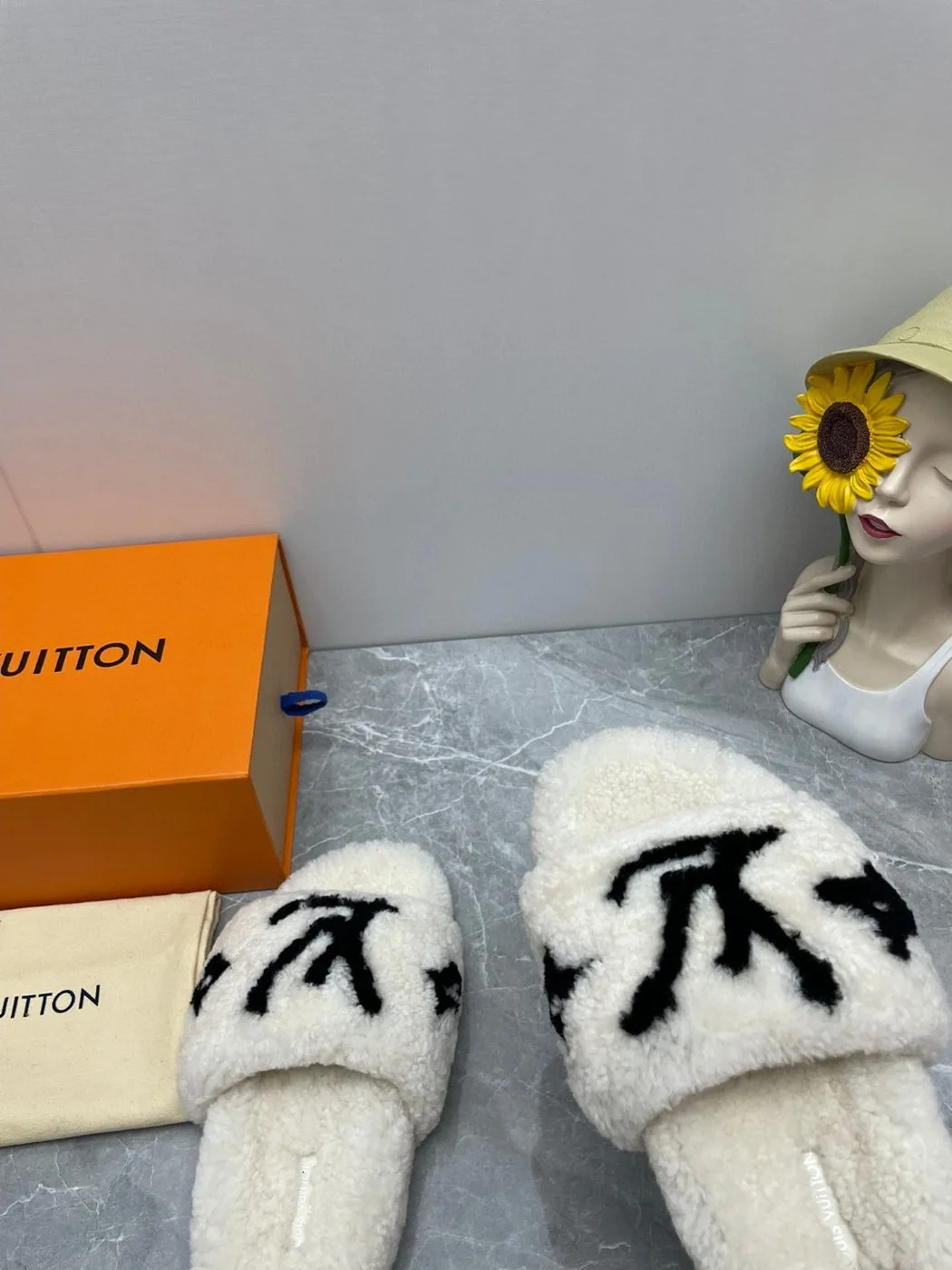 Louis Vuitton Paseo Flat Comfort Mule White - Image 3