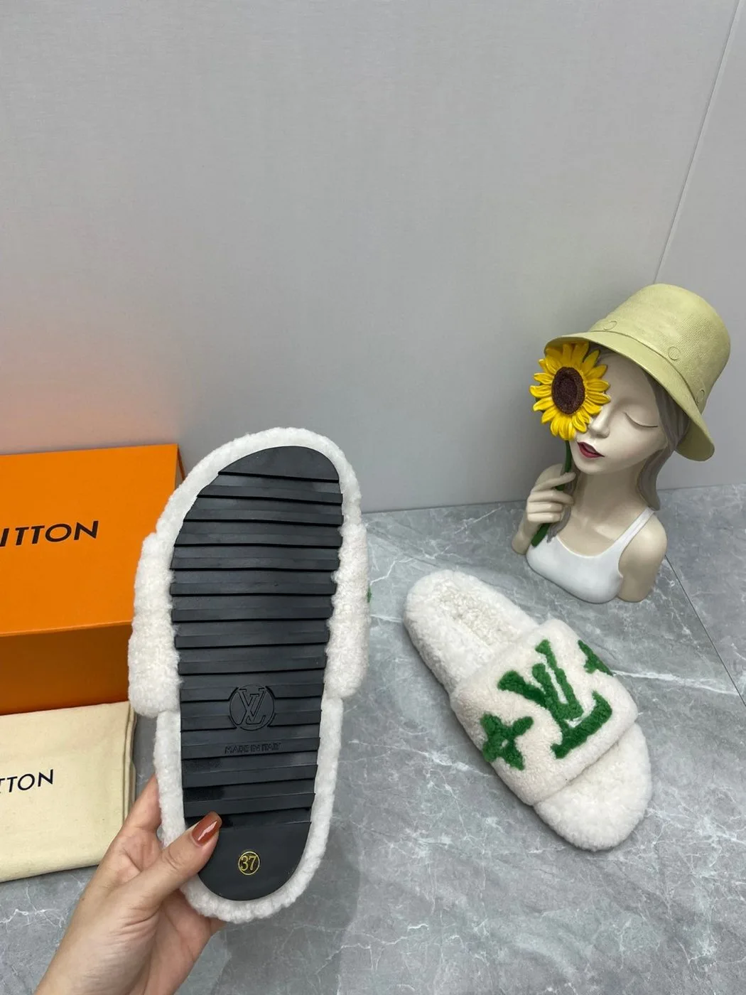 Louis Vuitton Paseo Flat Comfort Mule Green - Image 5