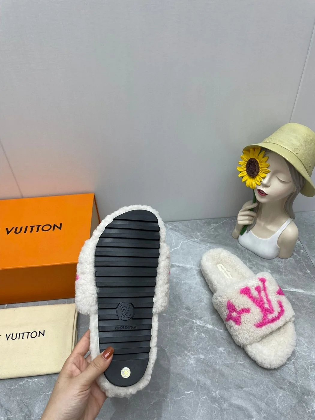 Louis Vuitton Paseo Flat Comfort Mule Pink - Image 4