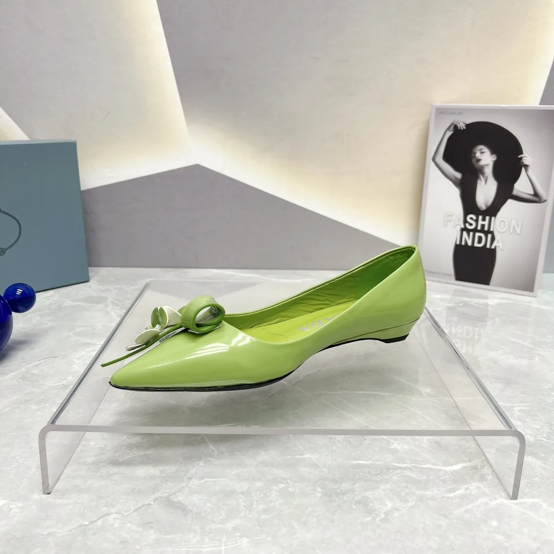 Alternative view of Prada Patent Pumps Green