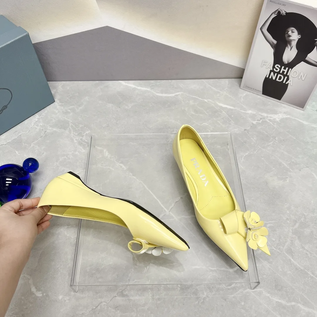 Alternative view of Prada Patent Pumps Yellow