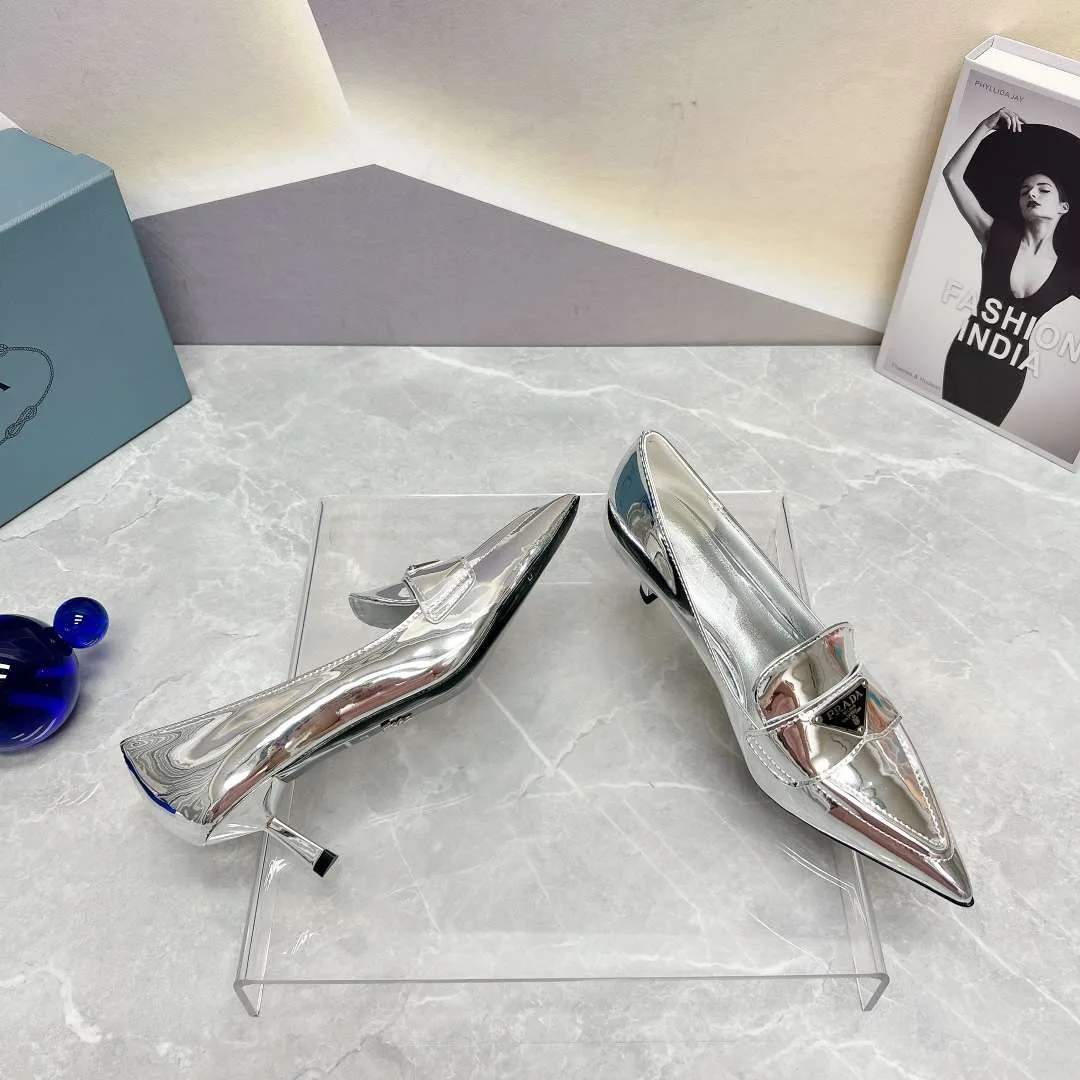 Prada Patent Pumps Silver - Image 5