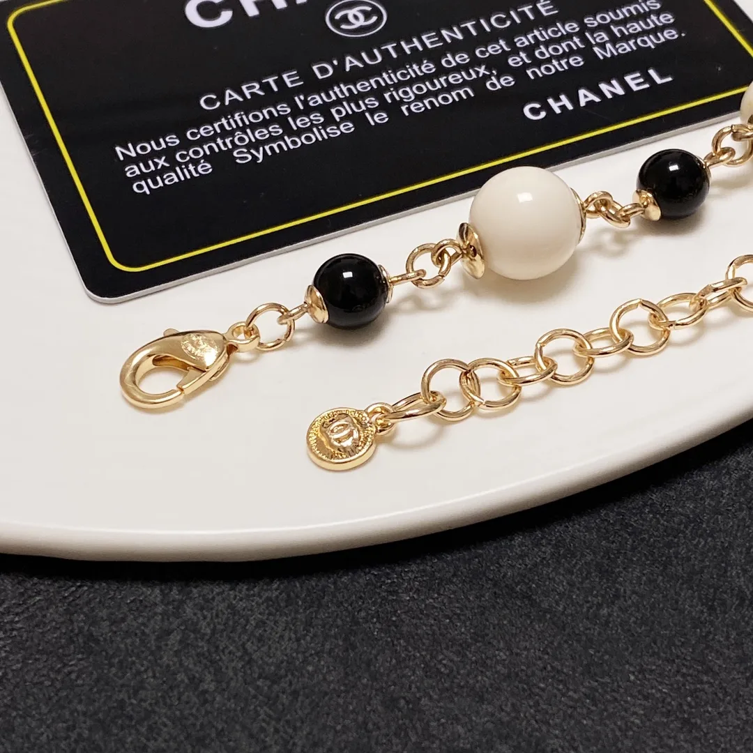 Chanel Pearl Bracelet Gold - Image 5