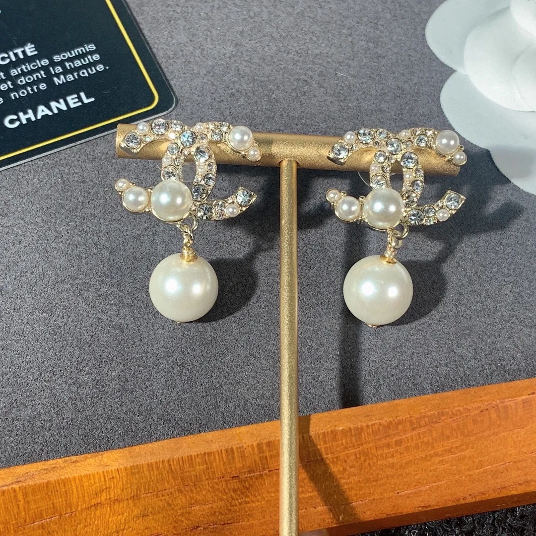 Alternative view of Chanel Pearl C Double Earrings Gold
