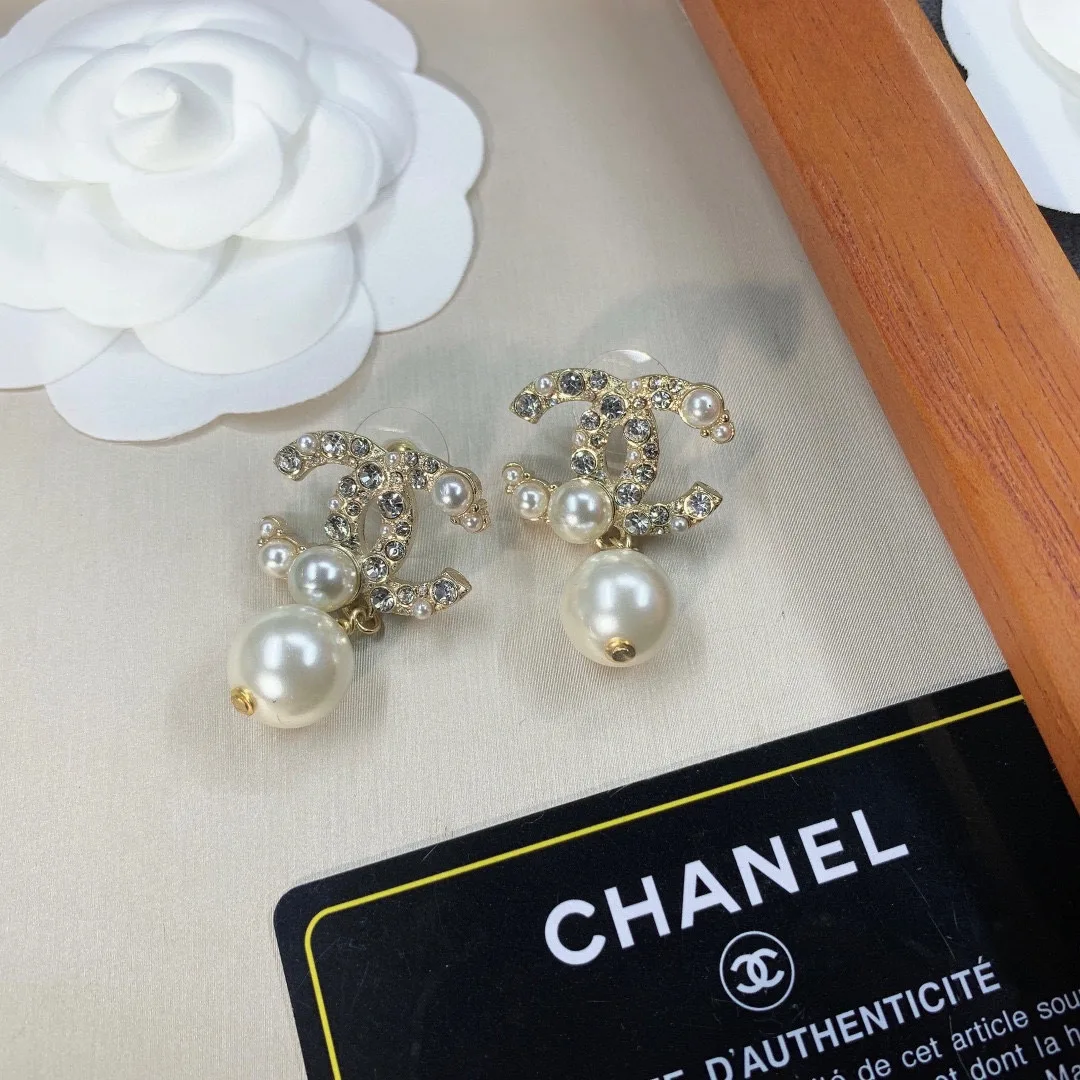 Chanel Pearl C Double Earrings Gold - Image 4