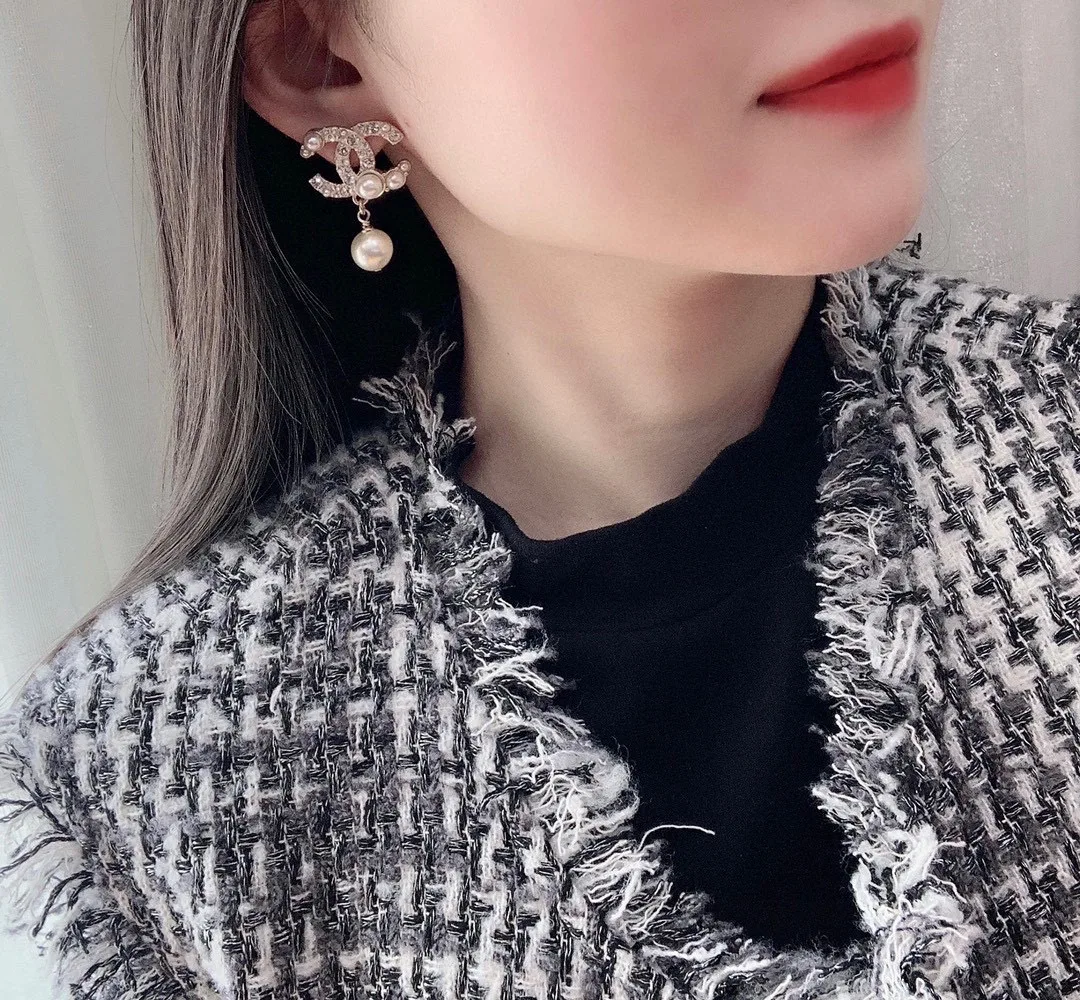 Chanel Pearl C Double Earrings Gold - Image 7
