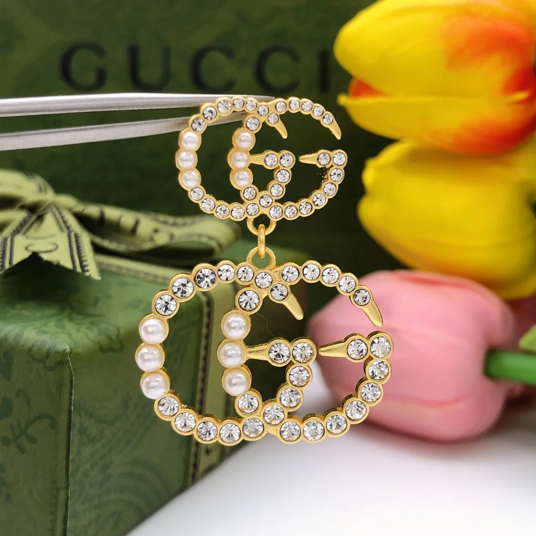 Gucci Pearl Stud Earrings Gold - Image 5