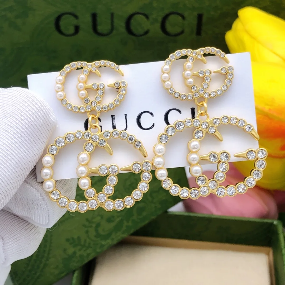 Gucci Pearl Stud Earrings Gold - Image 7