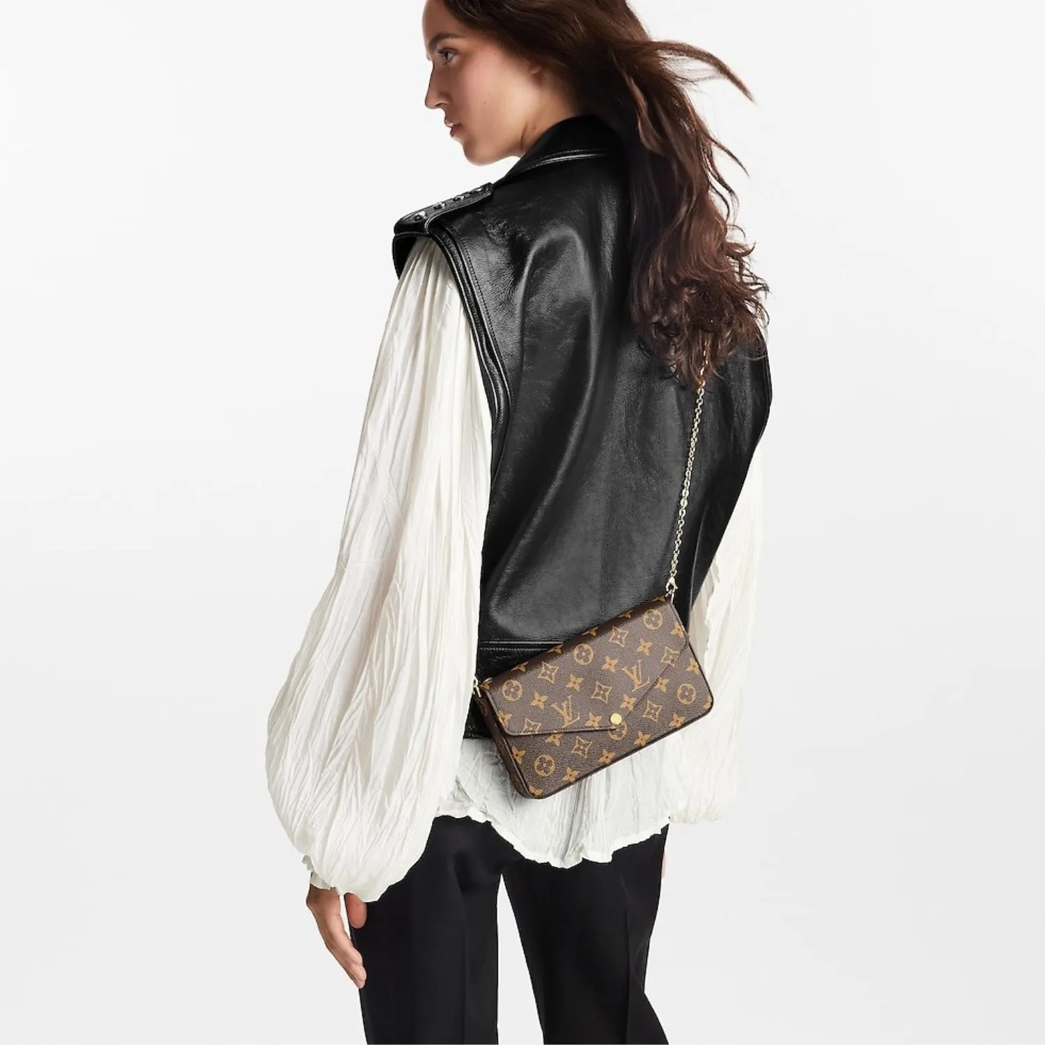 Alternative view of Louis Vuitton Pochette Felicie Shoulder Bag / Fuchsia Monogram Canvas Gold Hardware