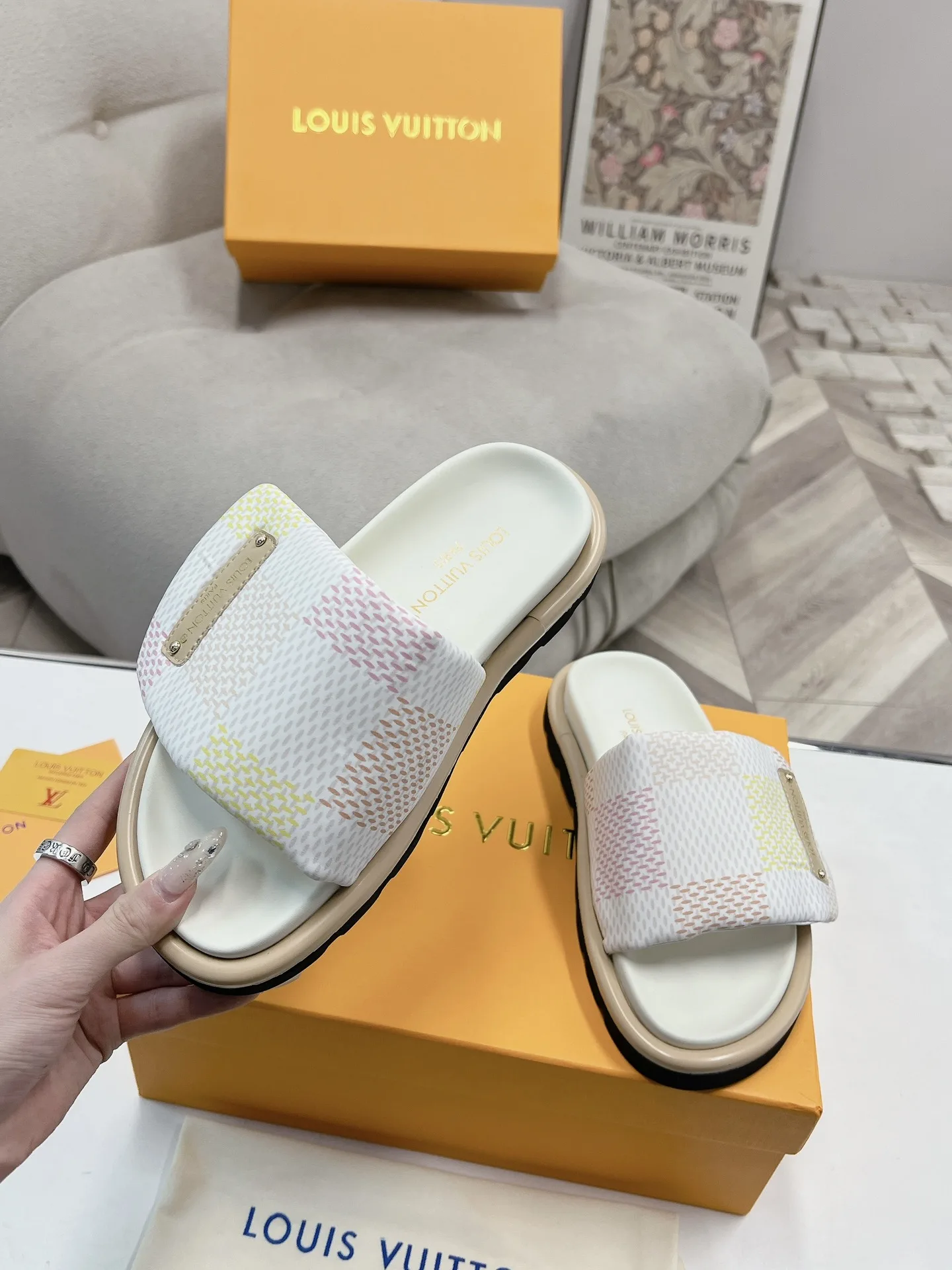 Louis Vuitton Pool Pillow Flat Comfort Mule Multicolor - Image 9