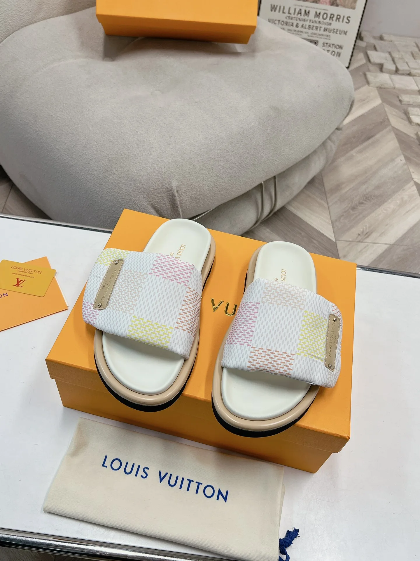 Louis Vuitton Pool Pillow Flat Comfort Mule Multicolor - Image 4