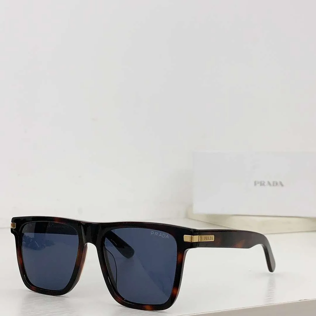 Prada Letter Logo Sunglasses Gold - Image 3