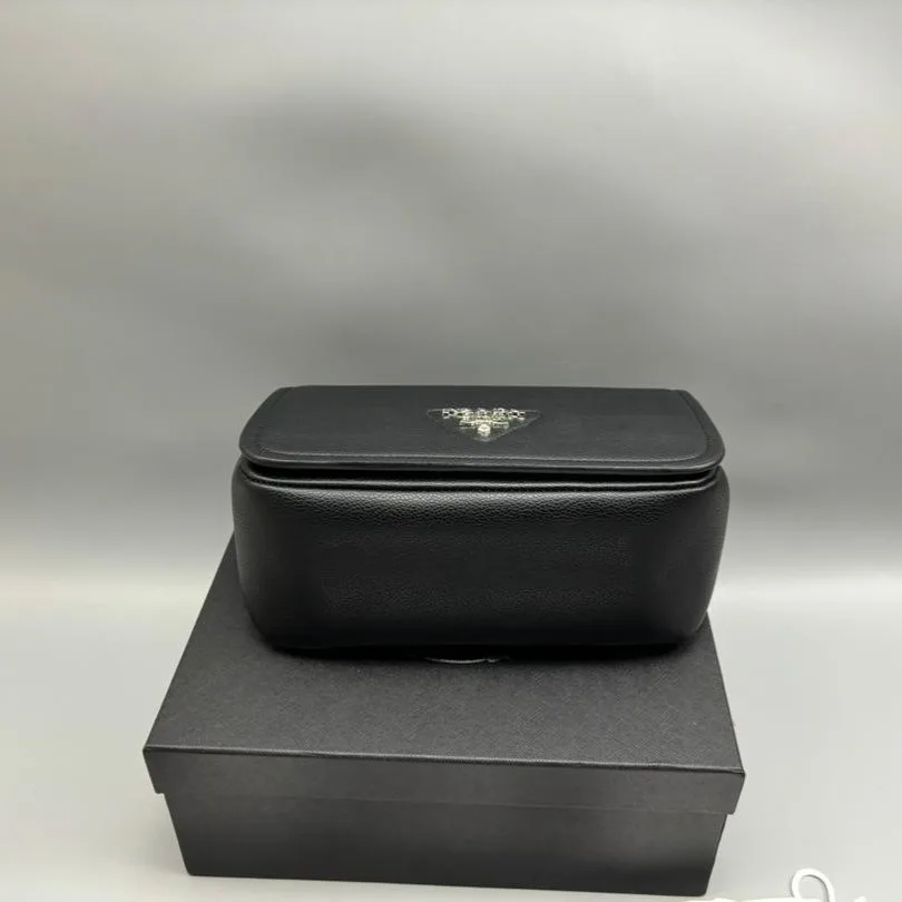 Small Shoulder Bag In Black / 1BD314_2DKV_F0002_V_3OO - Image 3