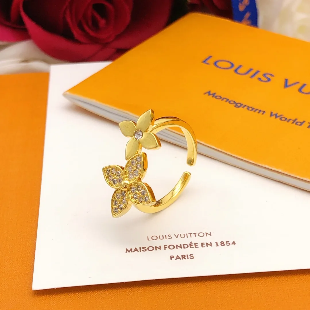 Louis Vuitton Presbyopia