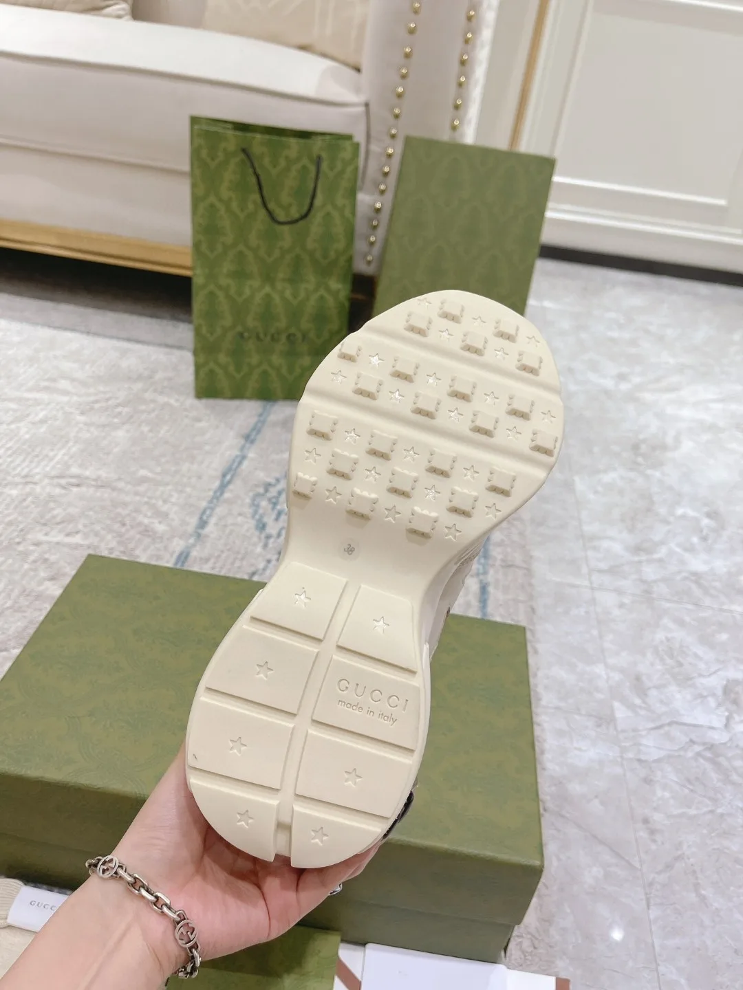 Gucci Rhyton Sneaker With Stars White - Image 10