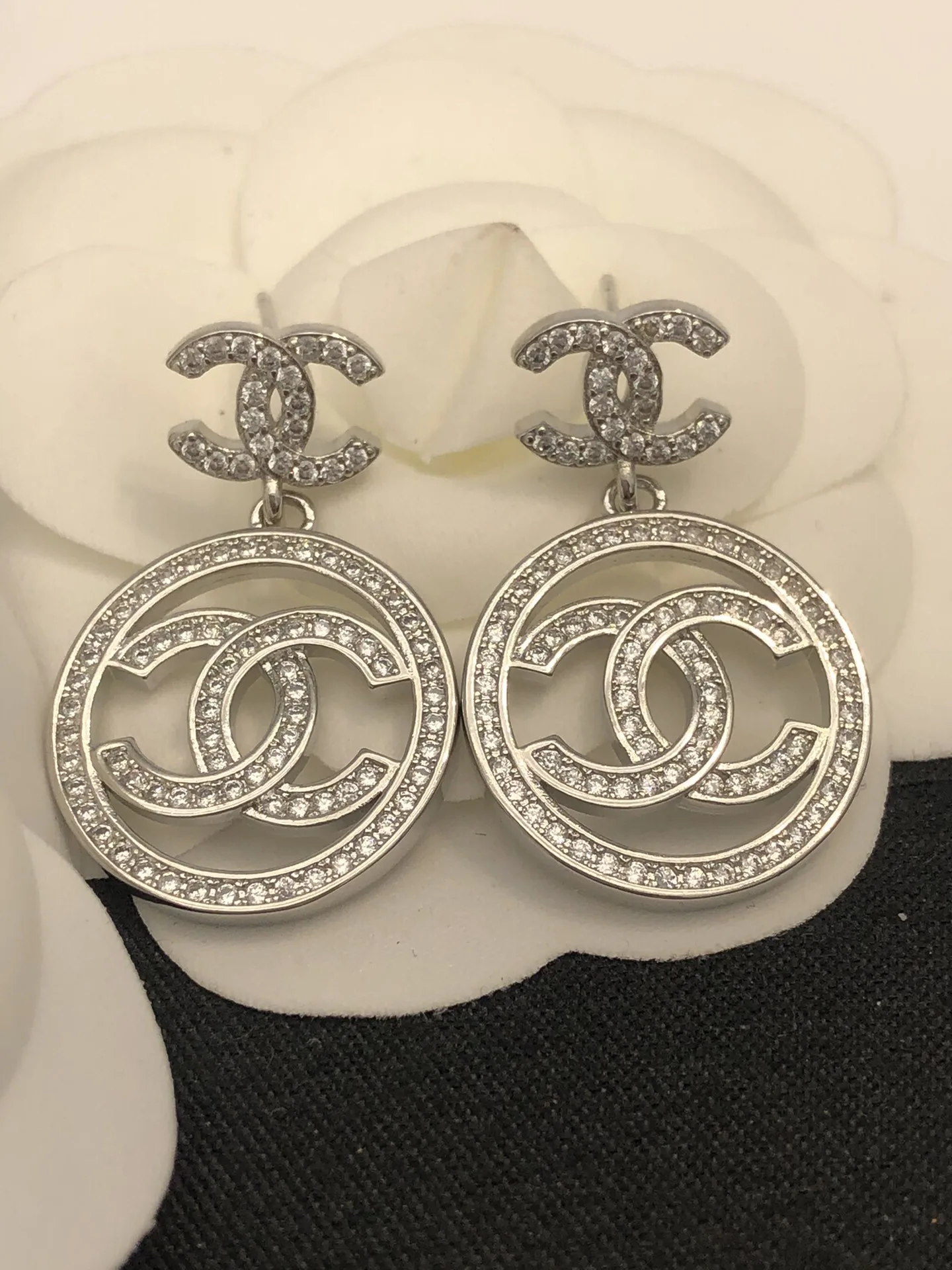 Chanel Round Double C Earrings Silver - Image 3