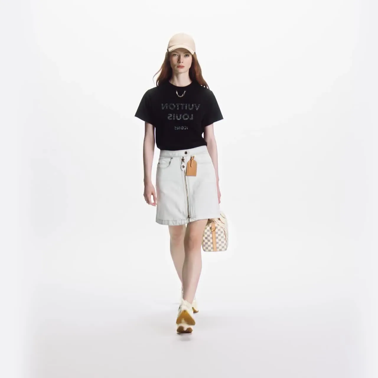 Alternative view of Louis Vuitton Run 55 Trainers Gold 1AAP61