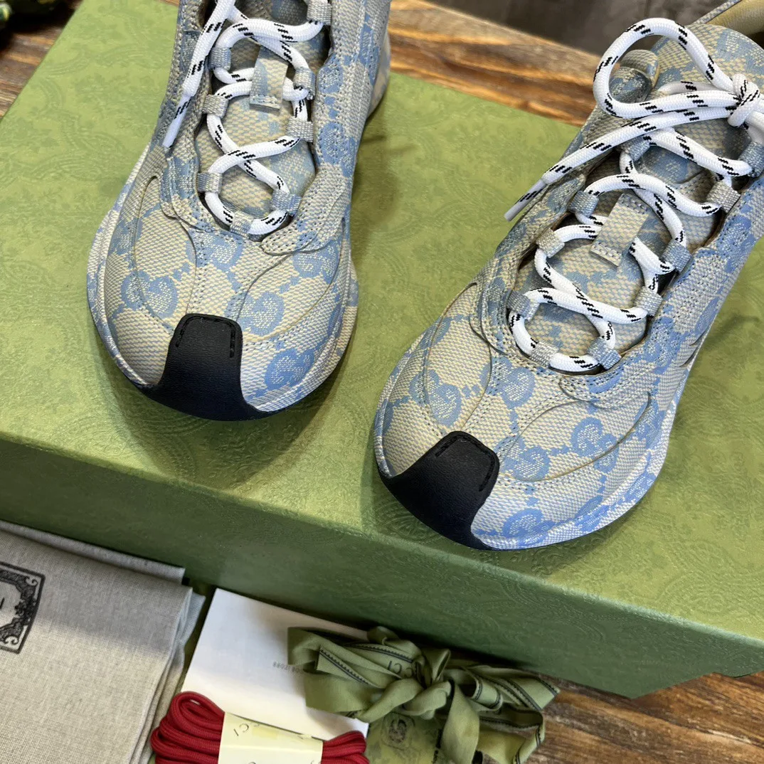 Gucci Run Sneaker Grey - Image 7