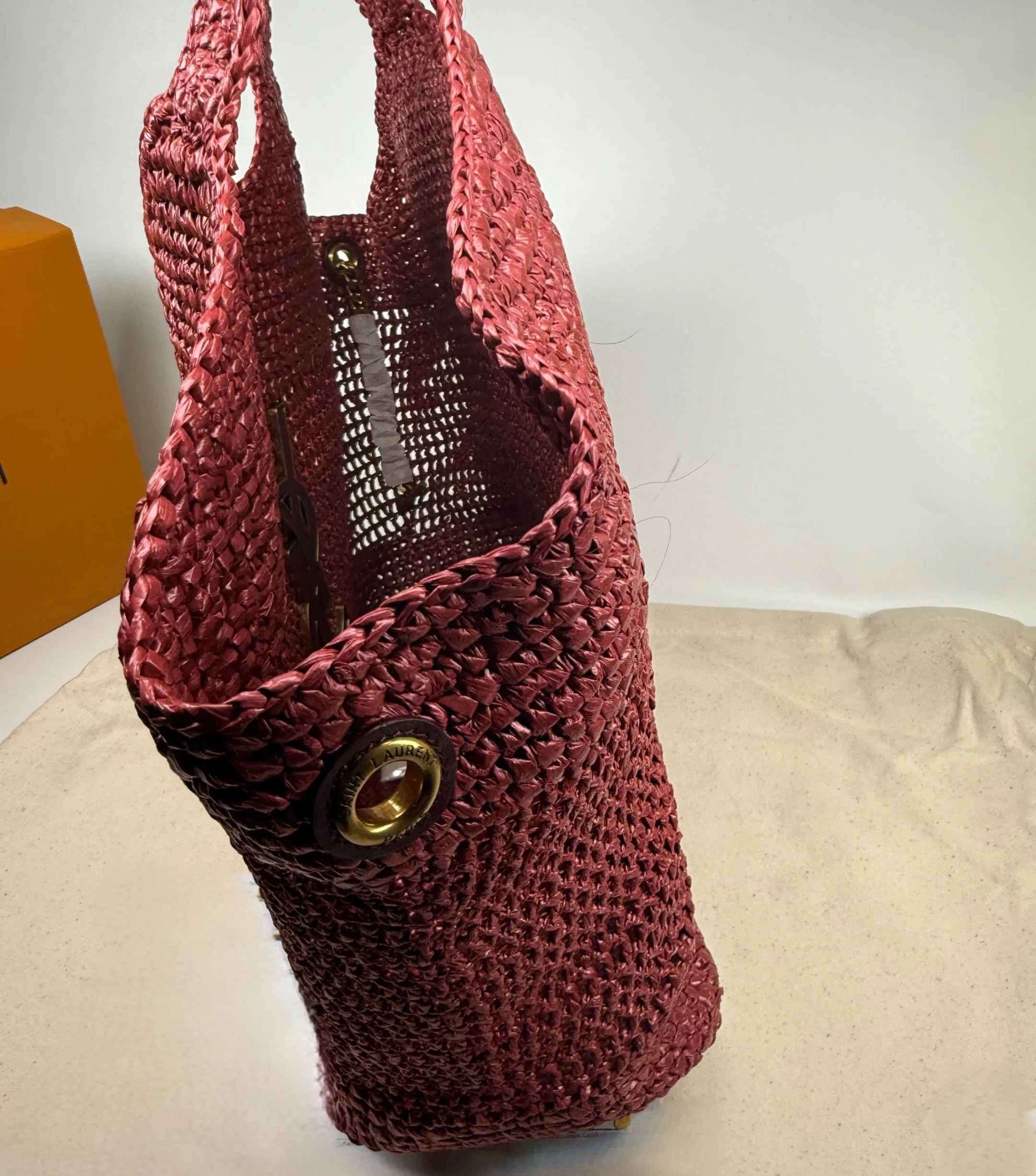 Saint Laurent Icare Medium Tote Bag / Rouge Cabernet Raffia Bronze Hardware - Image 5