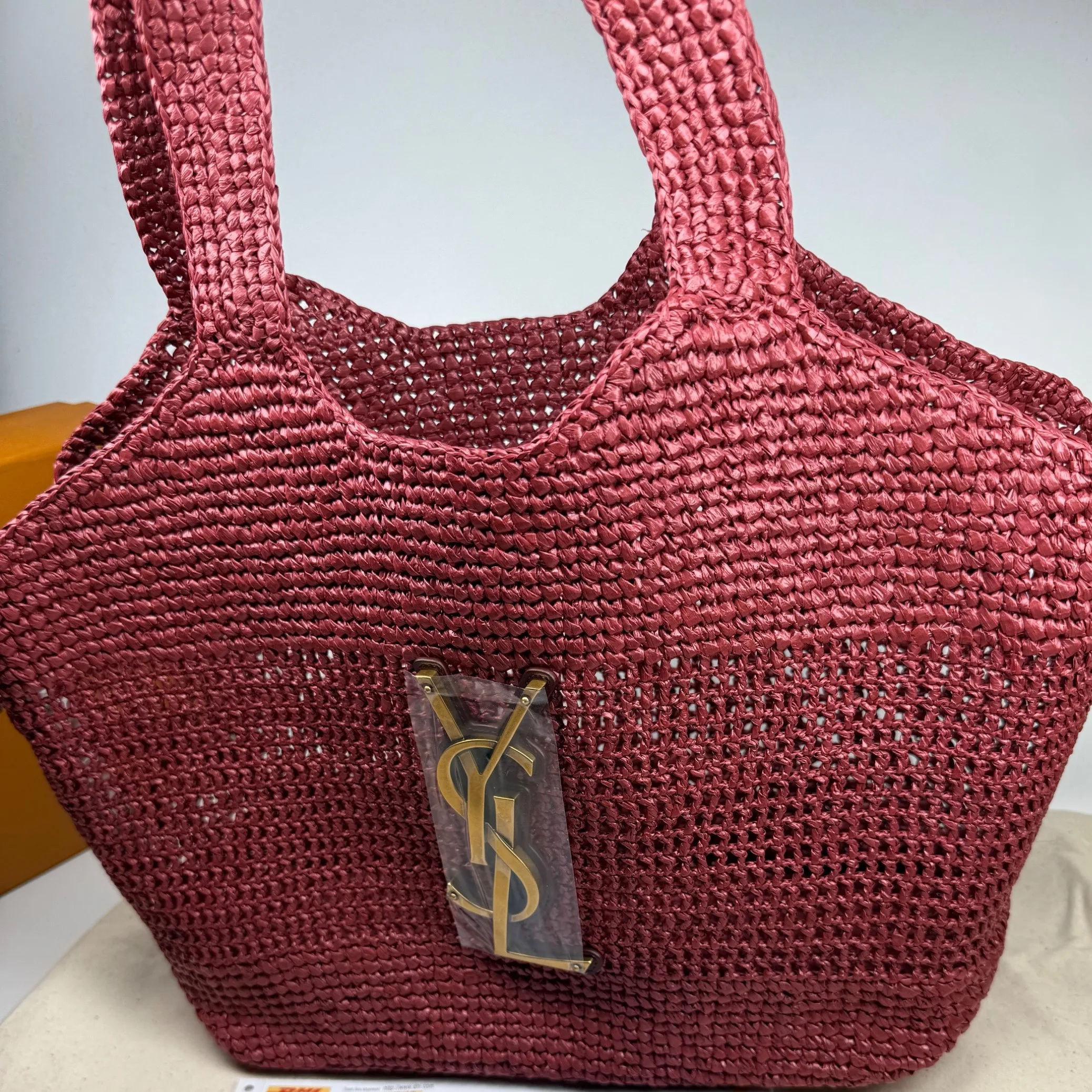 Saint Laurent Icare Medium Tote Bag / Rouge Cabernet Raffia Bronze Hardware - Image 4