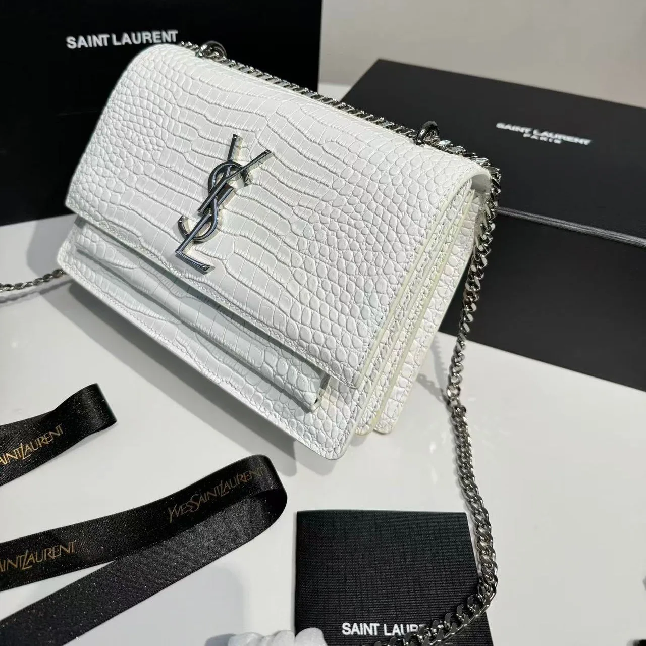 Saint Laurent Sunset Medium Chain Bag / White YSL - Image 4