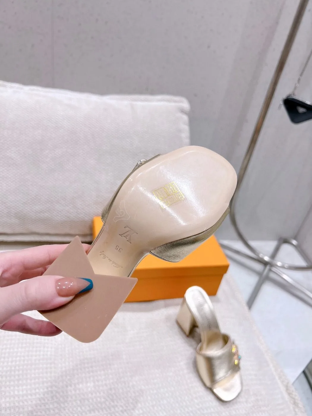 Louis Vuitton Shake Mule Gold - Image 4