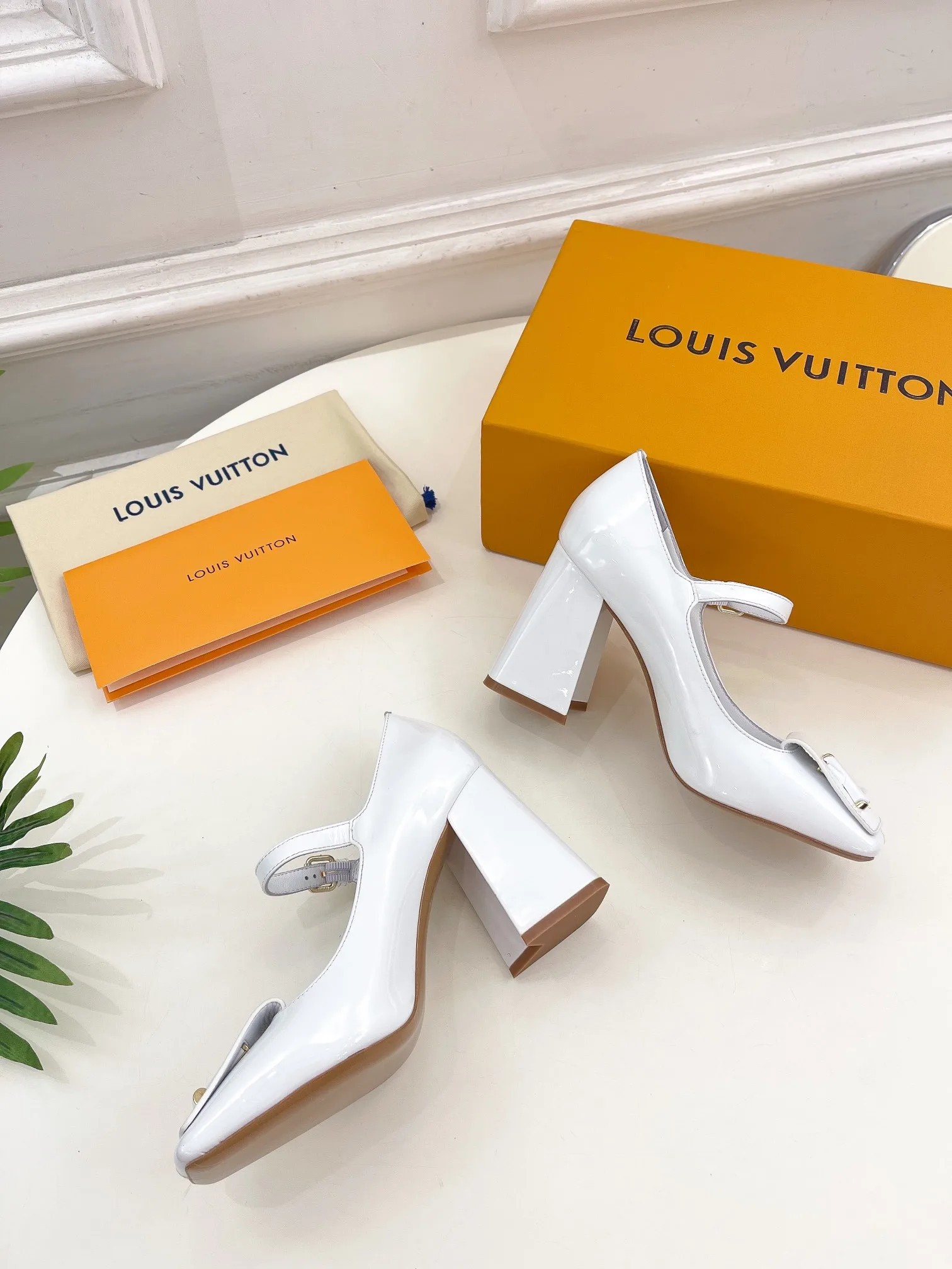 Louis Vuitton Shake Pump White / 2.2-inch - Image 4