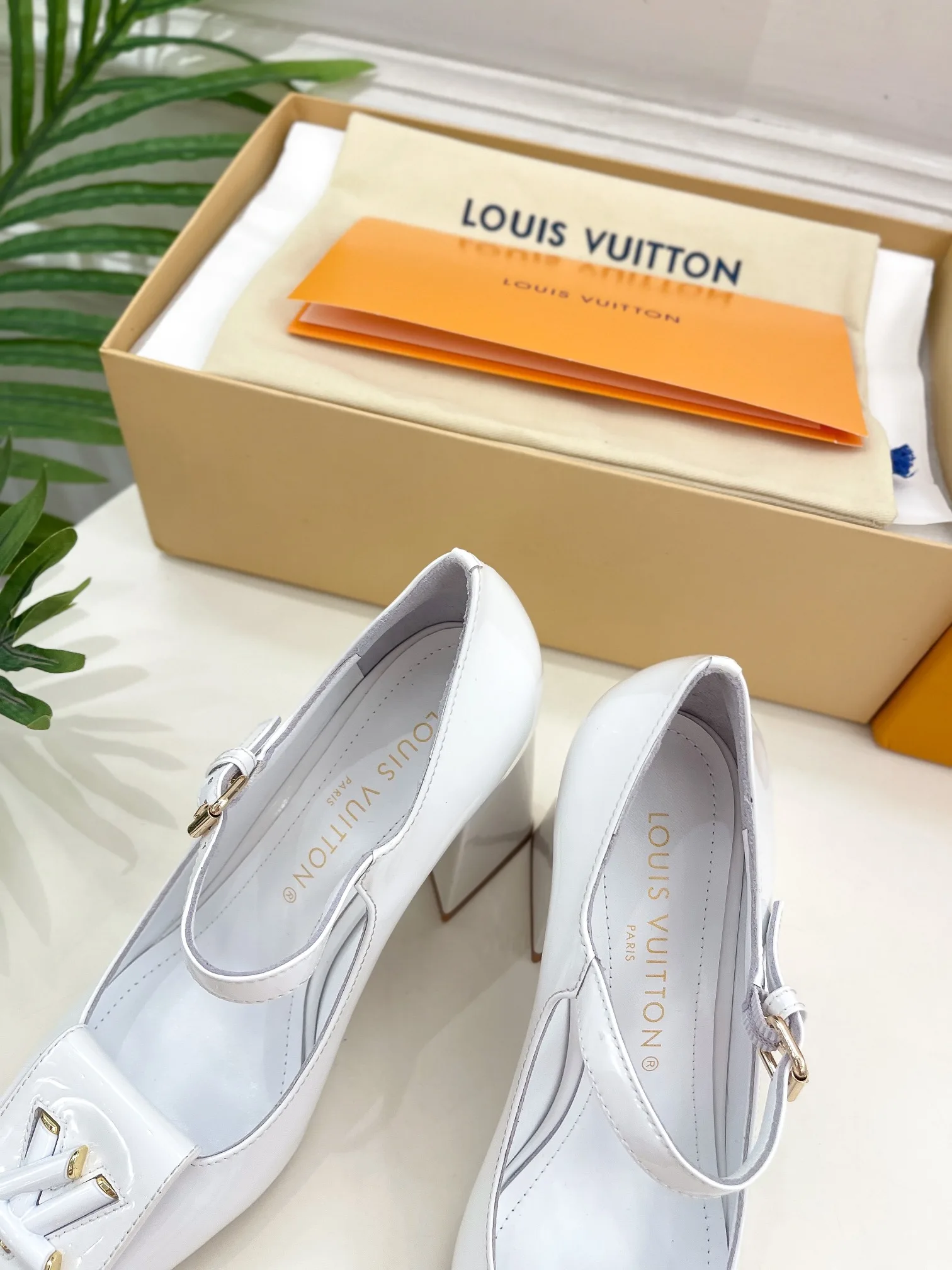 Louis Vuitton Shake Pump White / 2.2-inch - Image 5