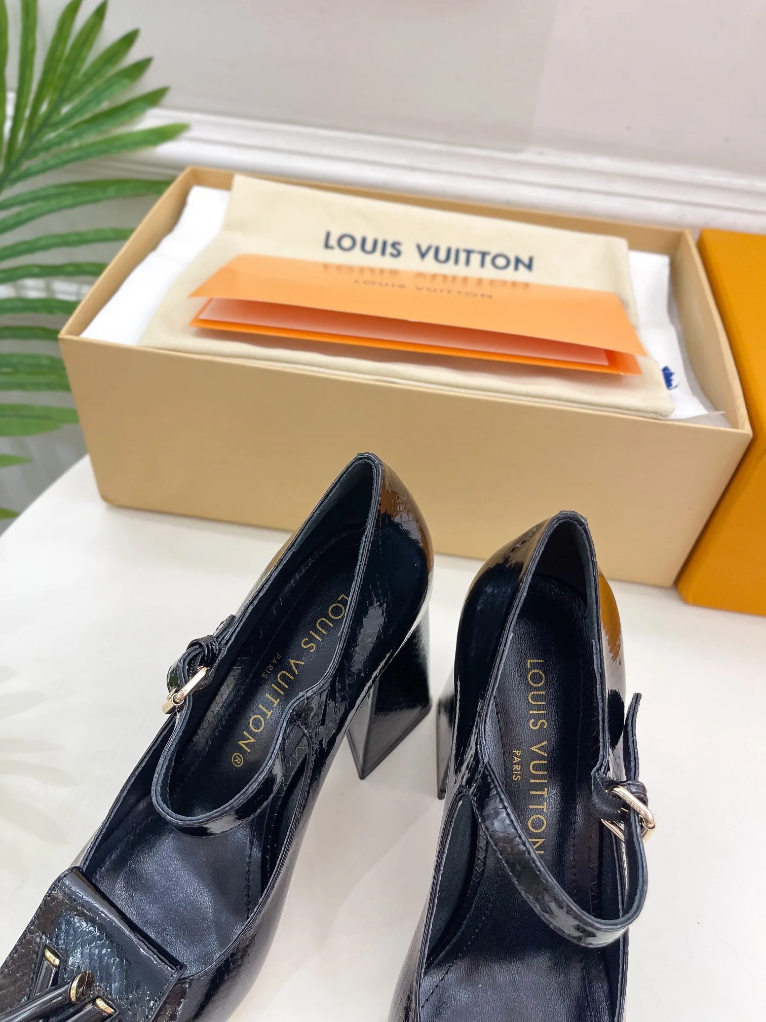 Louis Vuitton Pump Black / 1AACFK - Image 10