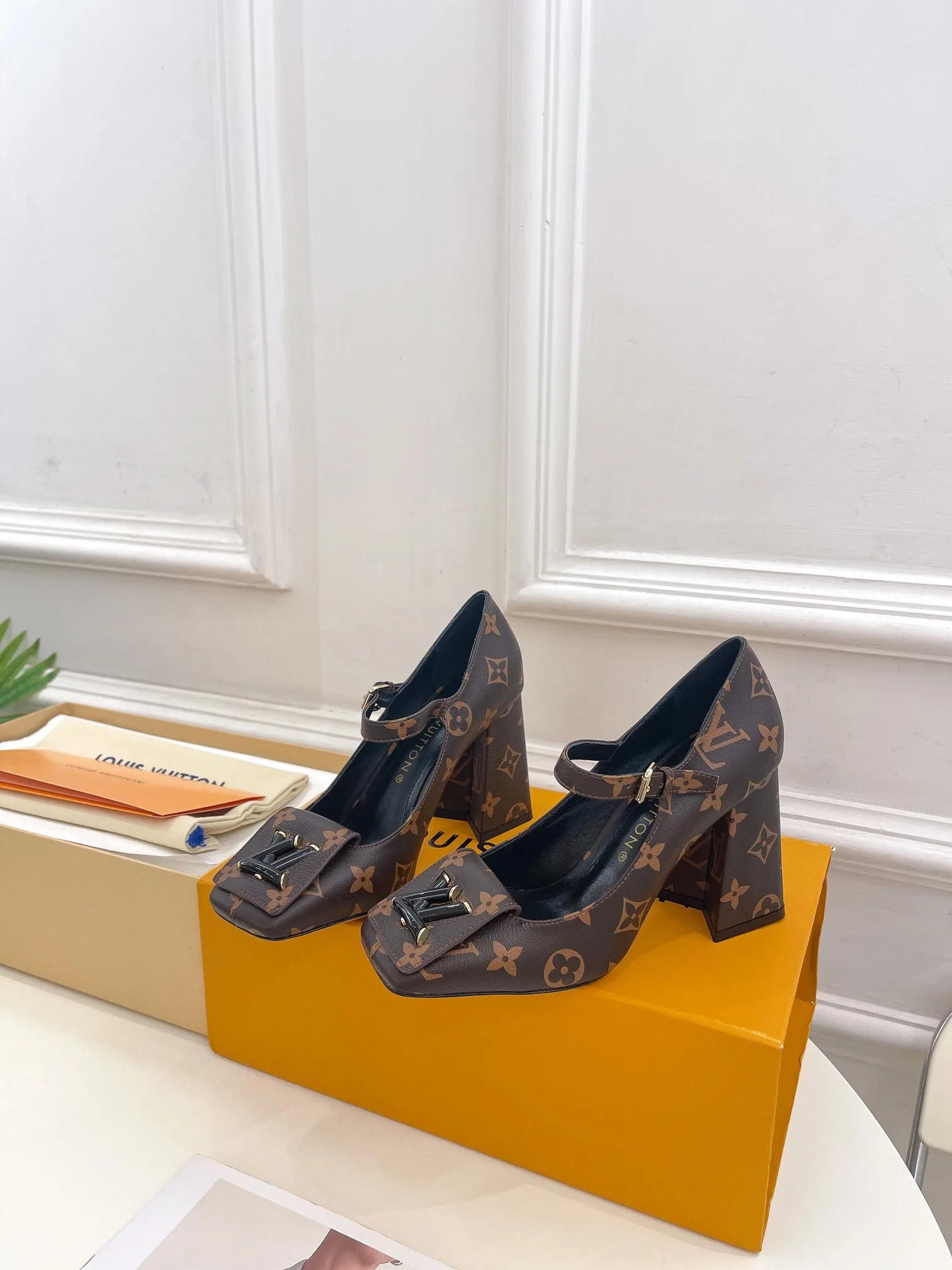 Louis Vuitton Pump Brown 9.5/ - Image 7