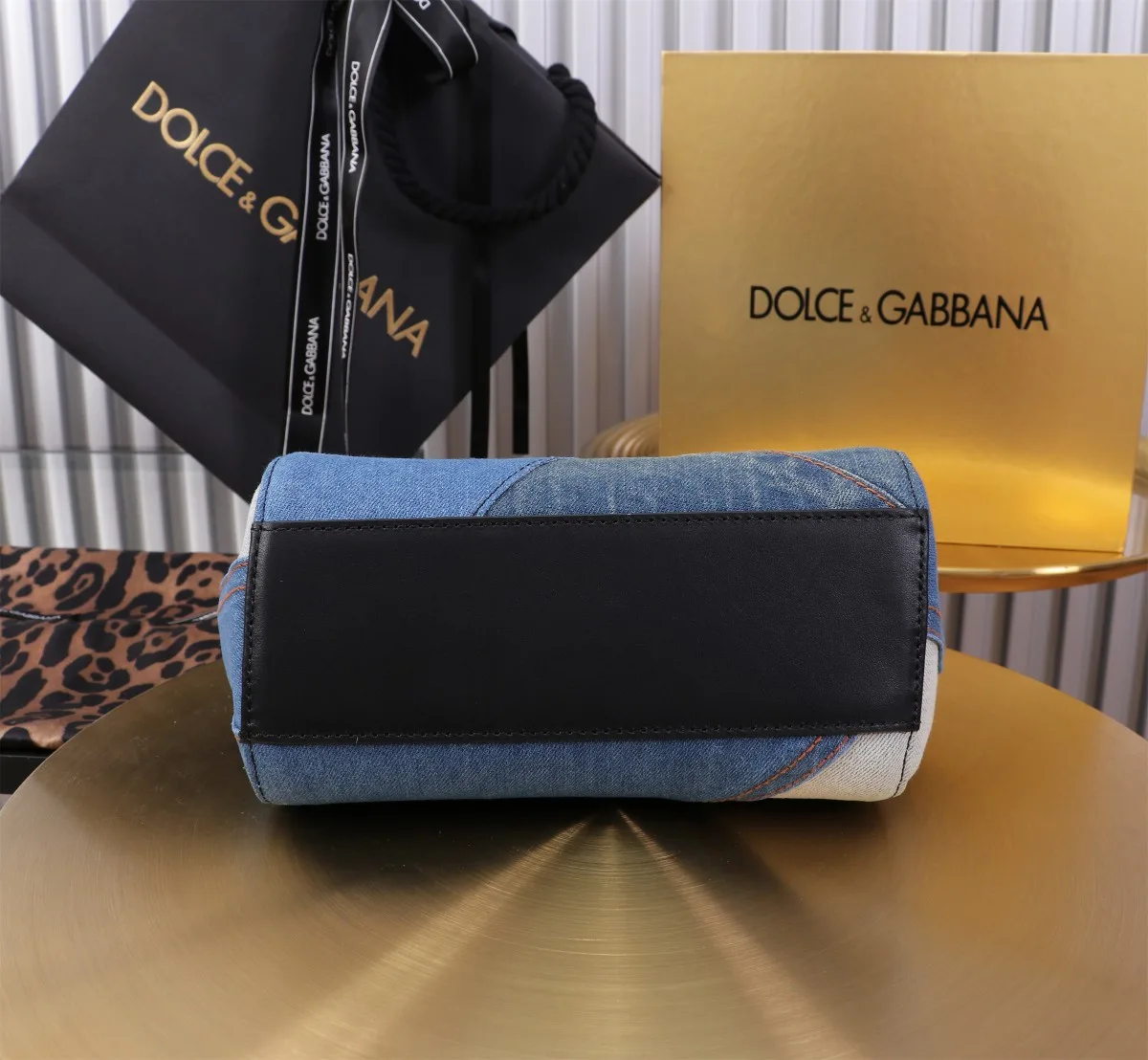 Alternative view of Dolce & Gabbana Sicily Handbag Blue /