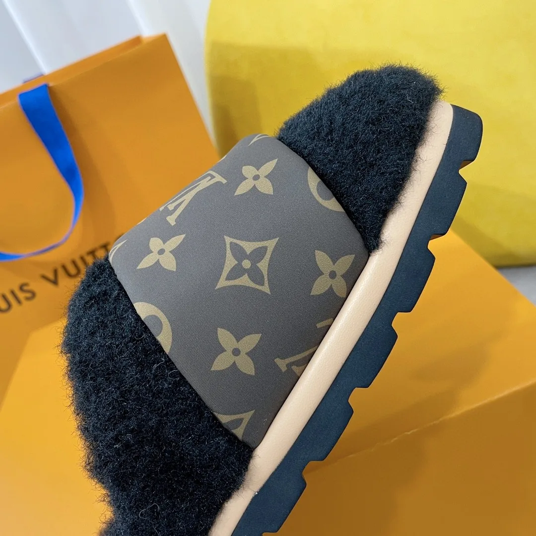 Louis Vuitton Slipper Pillow Flat Comfort Mule Black - Image 3