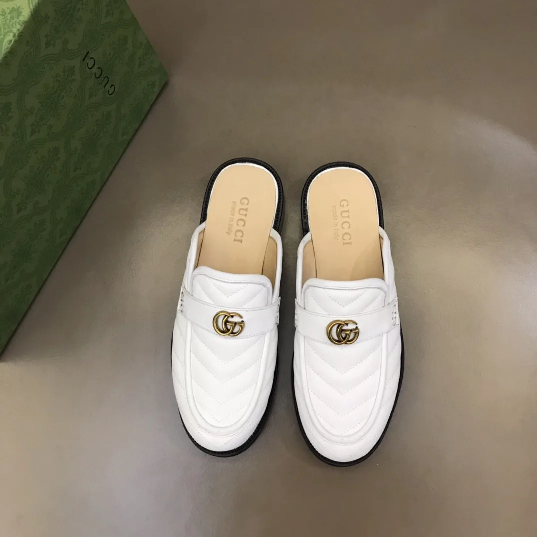 Alternative view of Gucci Slipper With Interlocking G White