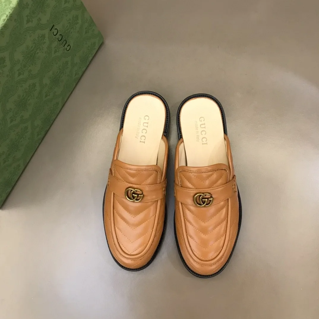 Alternative view of Gucci Slipper With Interlocking G Green
