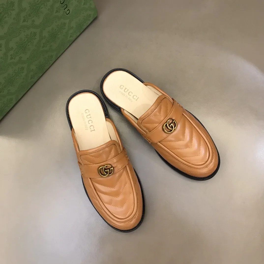 Gucci Slipper With Interlocking G Green - Image 4