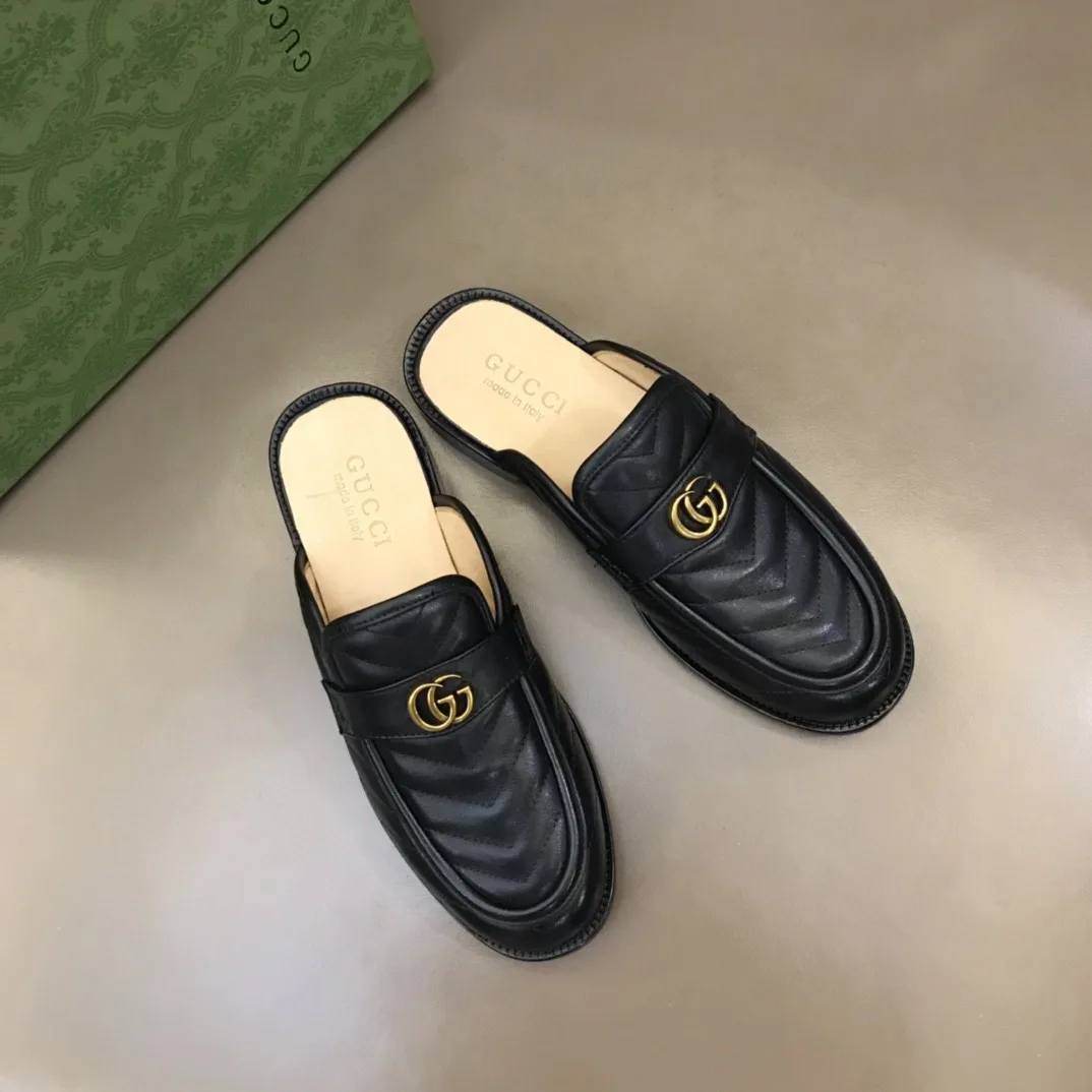 Gucci Slipper With Interlocking G Black - Image 4