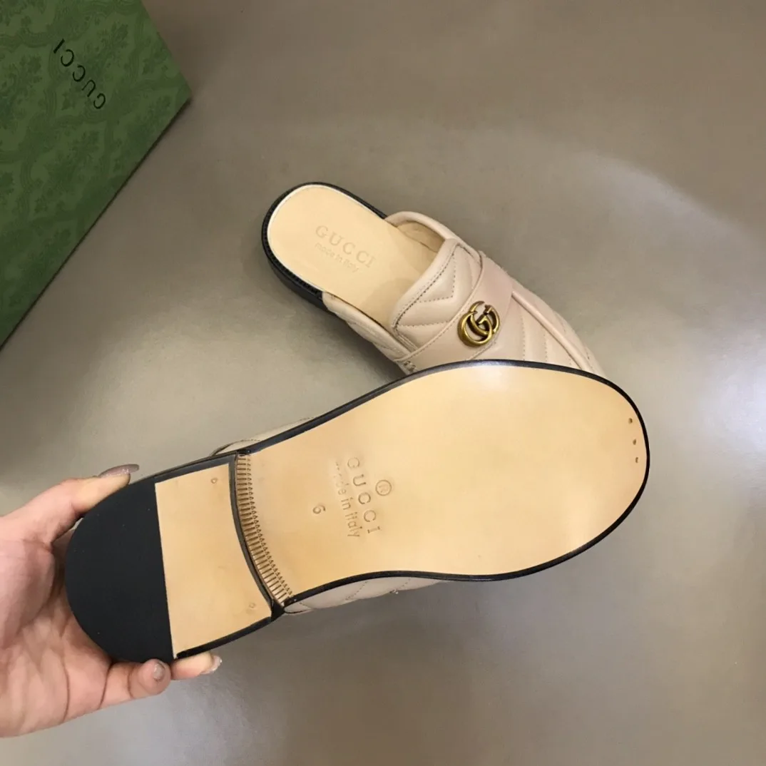 Gucci Slipper With Interlocking G Beige - Image 7