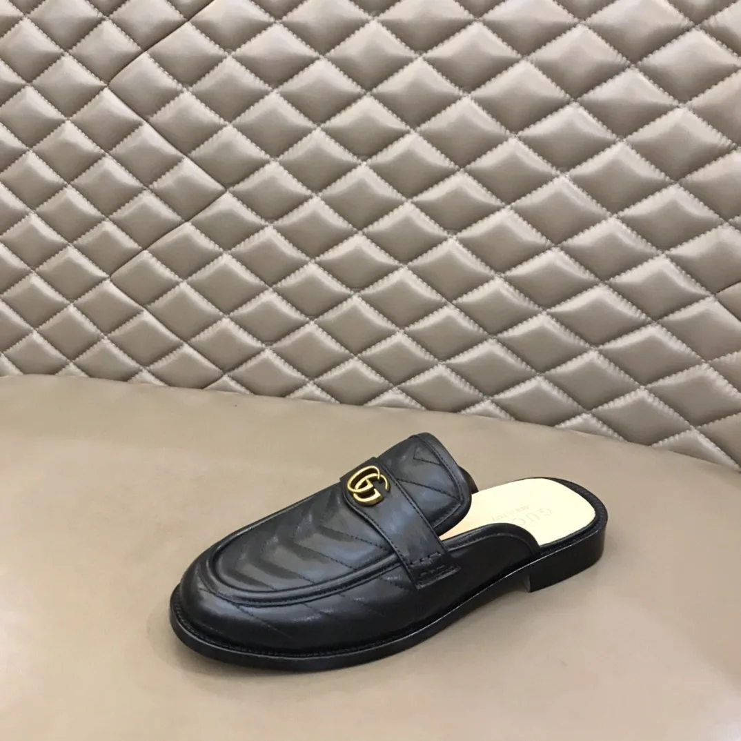 Gucci Slipper With Interlocking G Black - Image 7