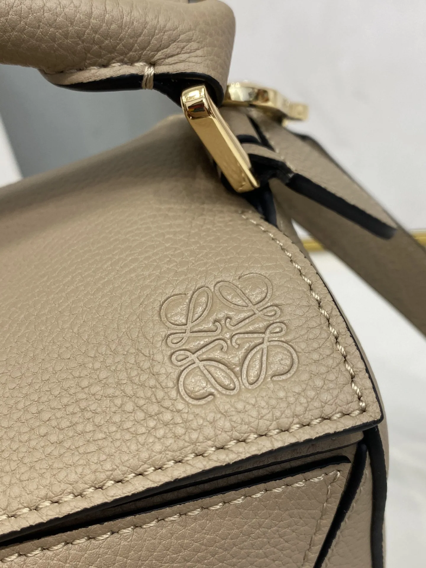 Loewe Small Puzzle Bag Caramel / - Image 5