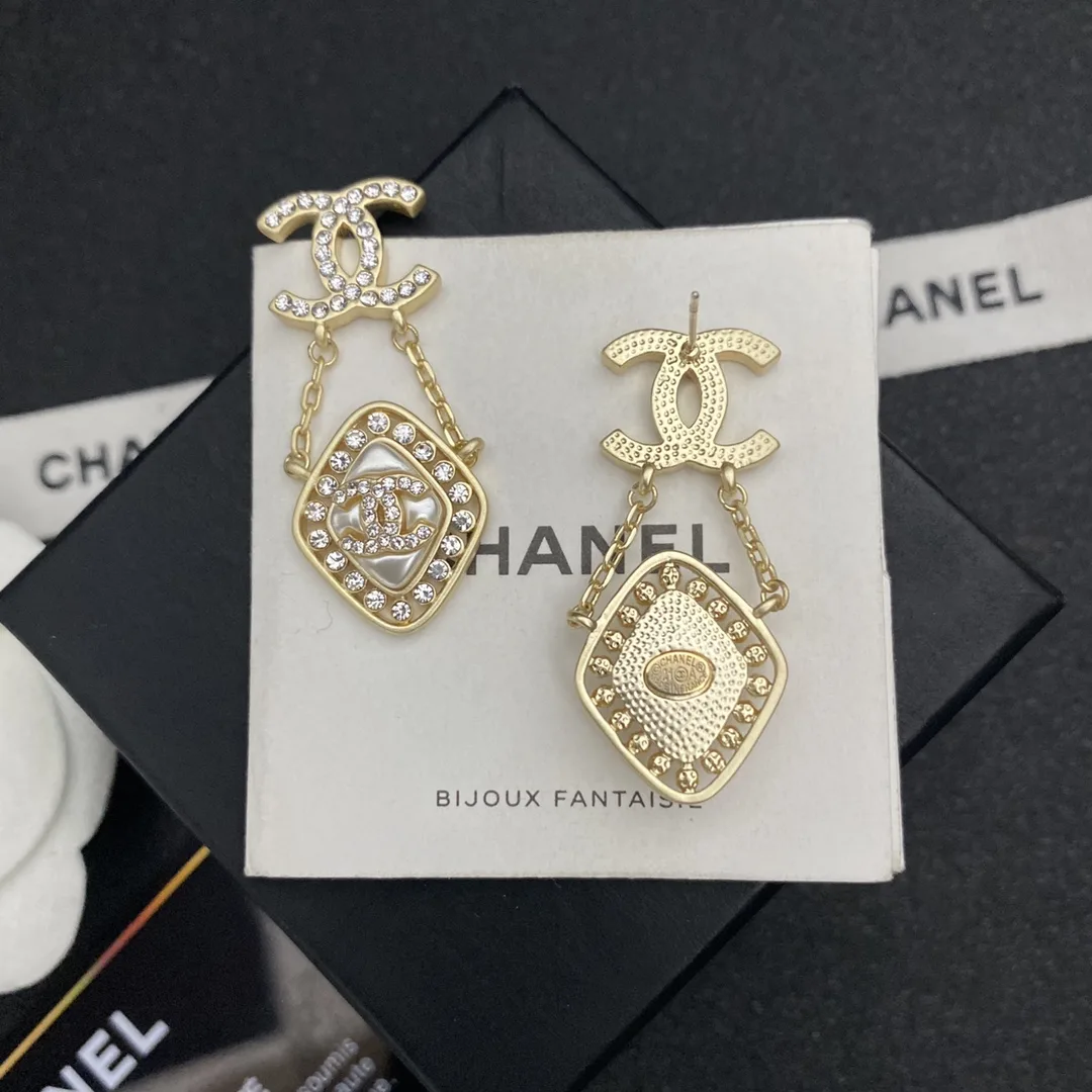 Alternative view of Chanel Small Twinkle Stone Border Rhombus Earrings Gold Tone