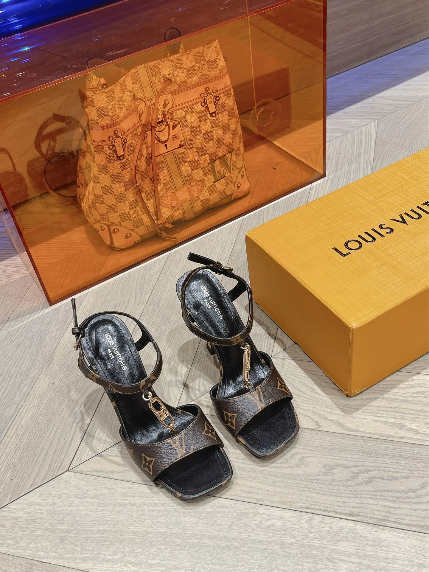 Louis Vuitton Sparkle Sandal Black / 3.7-inch - Image 5