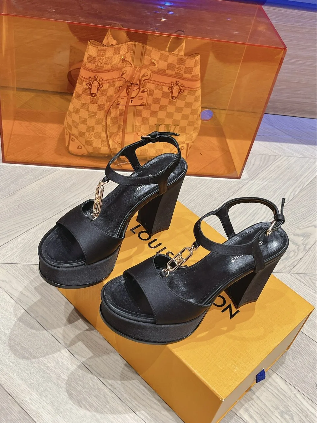 Louis Vuitton Sparkle Sandal Black - Image 3