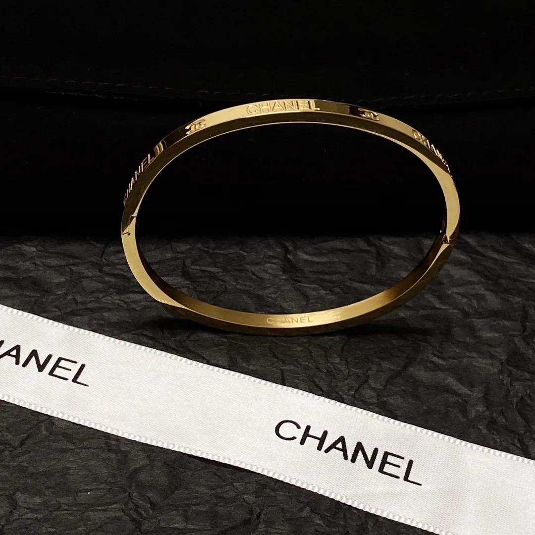 Chanel Strap Bracelet Gold - Image 4