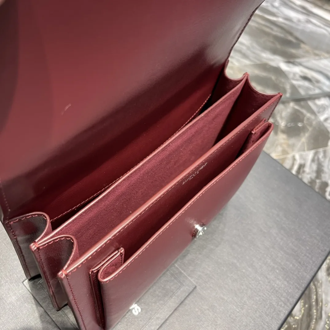 Saint Laurent Sunset Medium Chain Bag Red / - Image 3