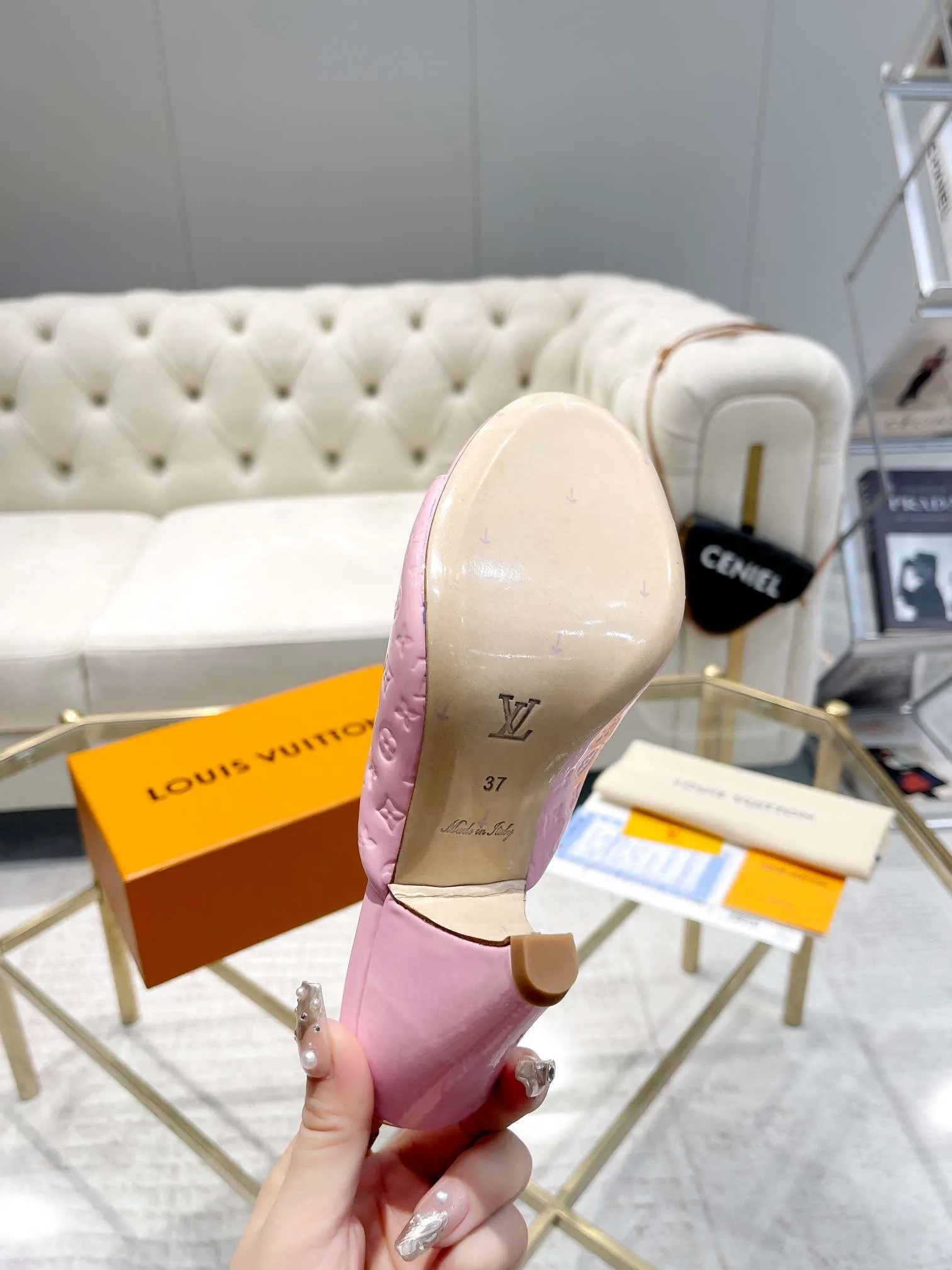 Louis Vuitton Super Mule White 1ACJ51 - Image 6