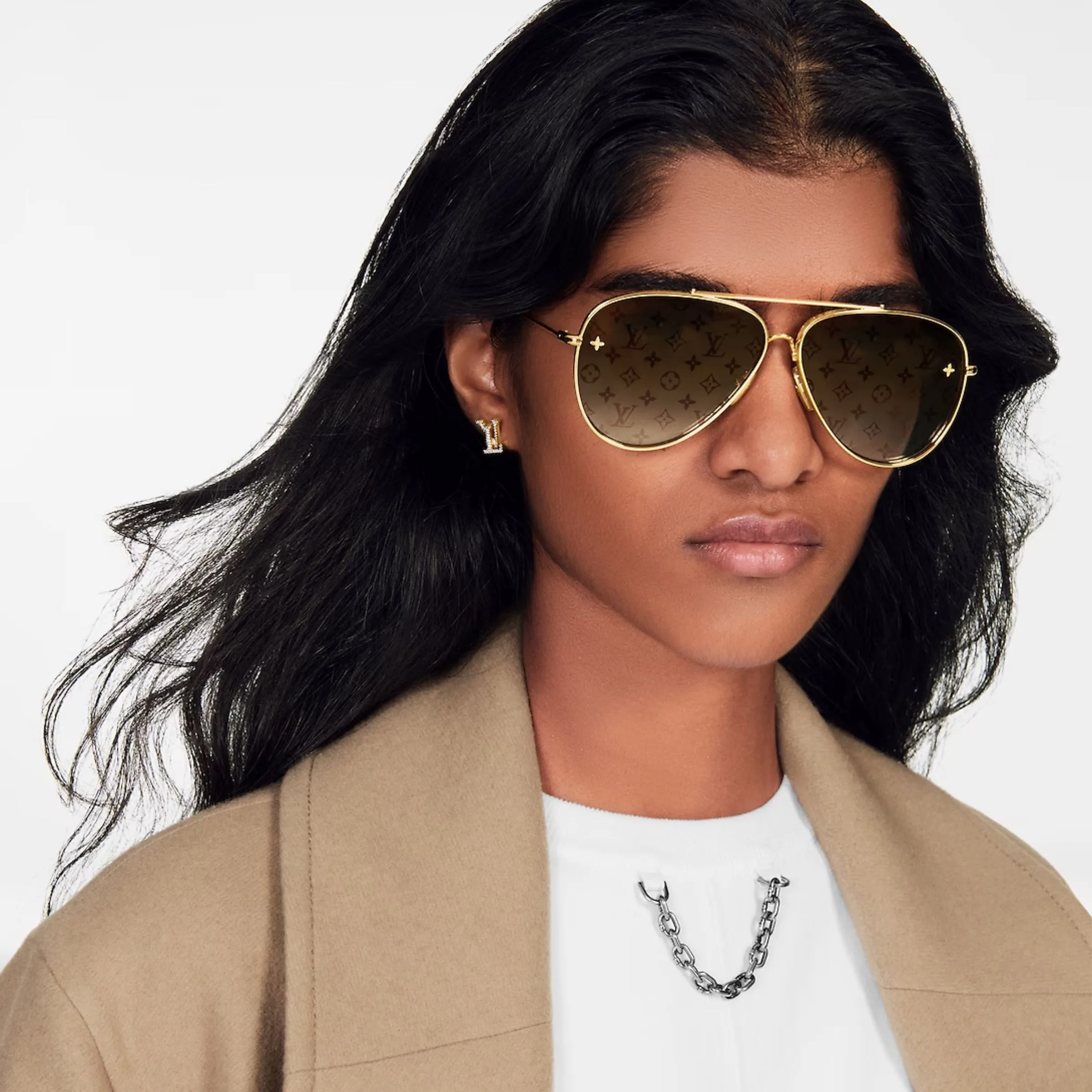 Louis Vuitton The LV Pilot Sunglasses Gold - Image 2