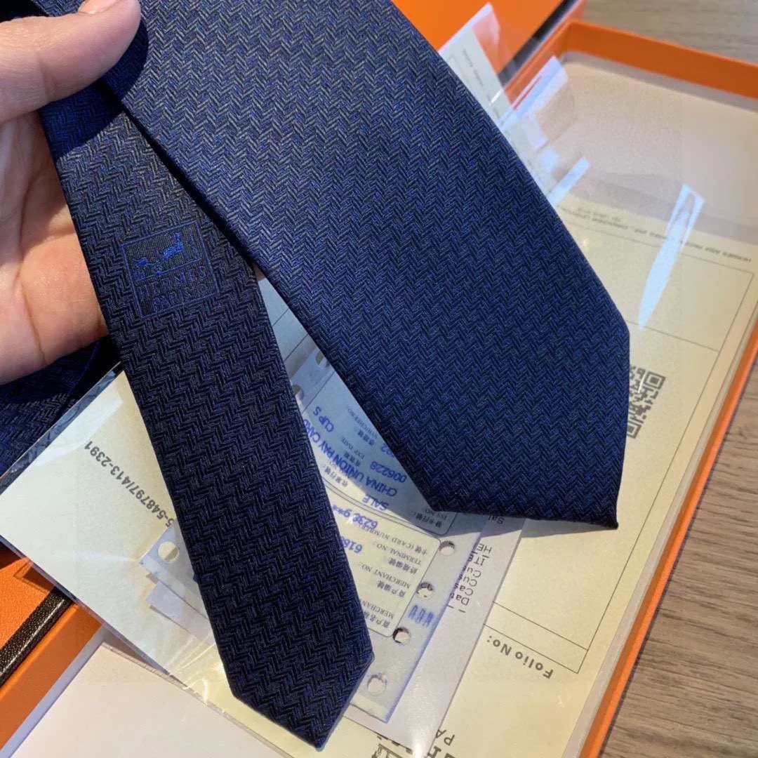 Alternative view of Hermes Tie 7 Faconnee New H Navy Blue