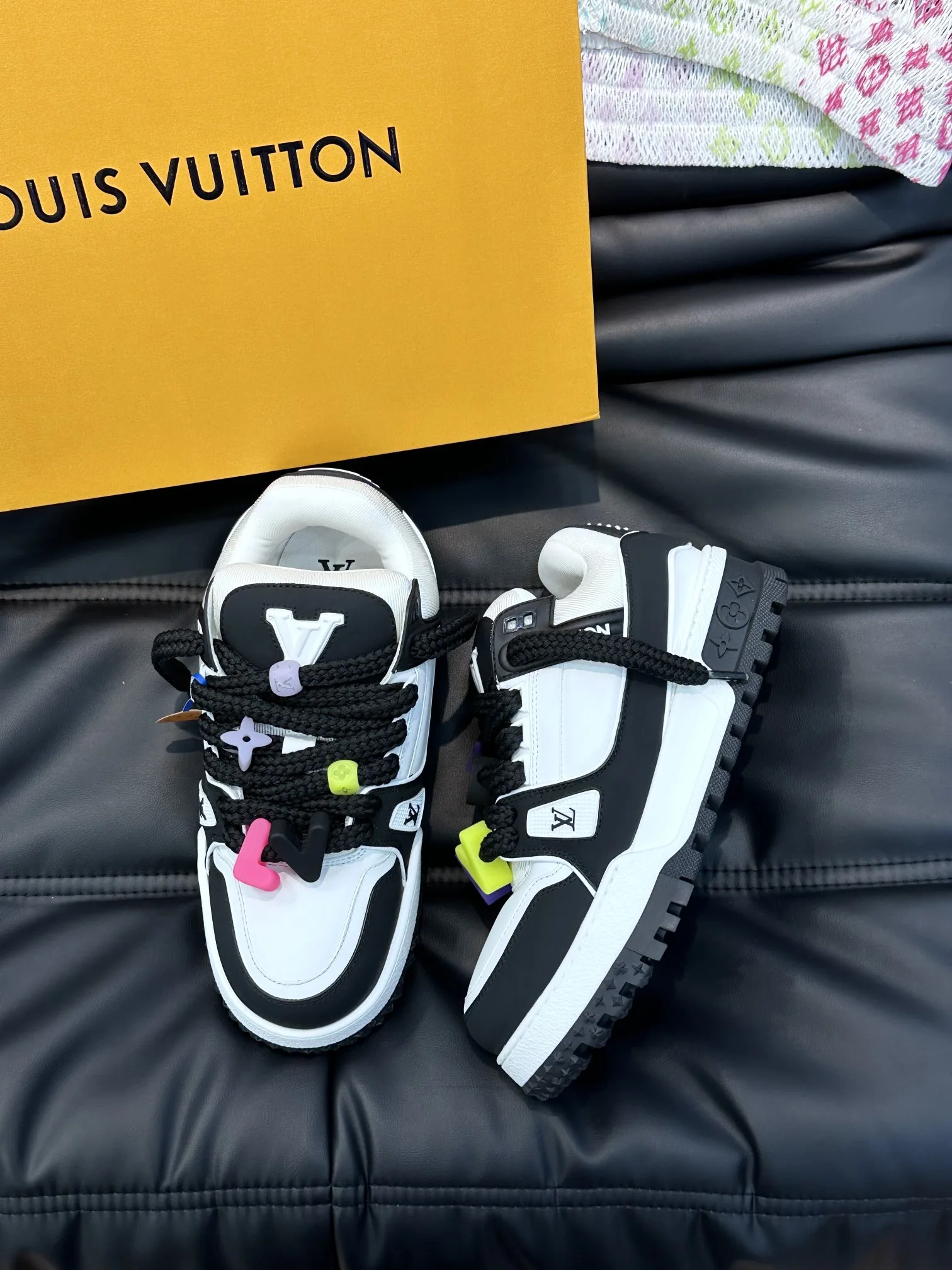 Louis Vuitton Trainer Maxi Sneaker LV Blue - Image 5