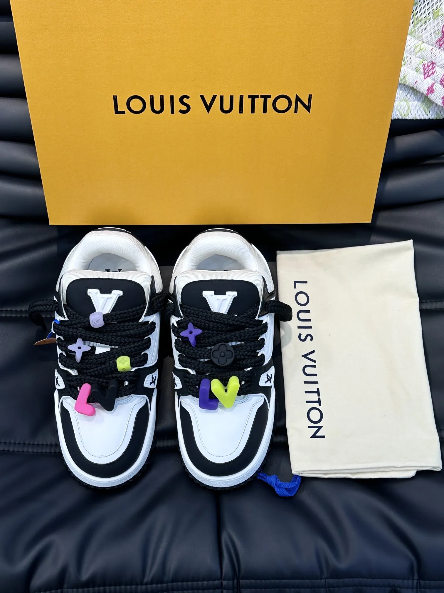 Louis Vuitton Trainer Maxi Sneaker LV Blue - Image 4