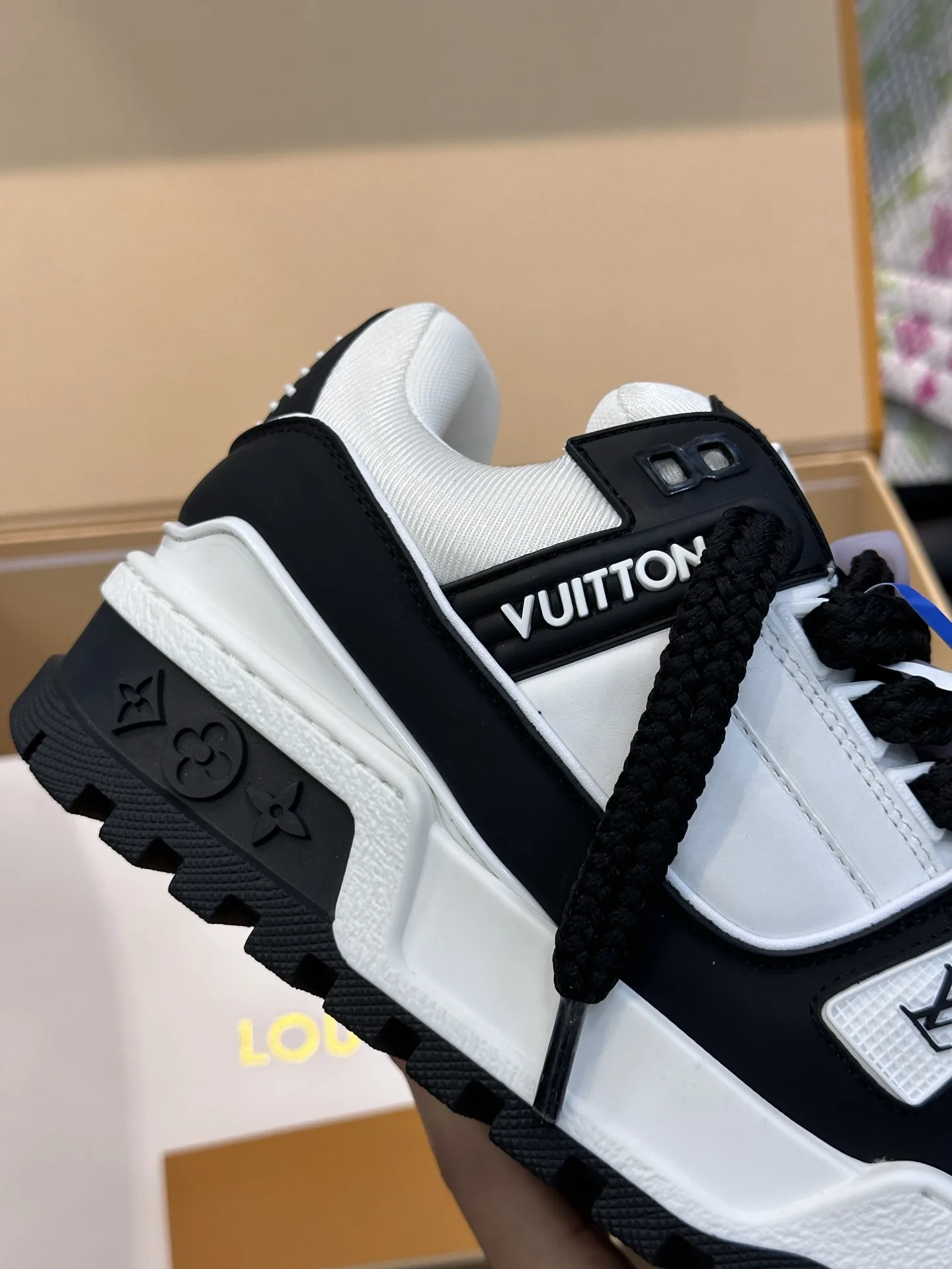 Louis Vuitton Trainer Maxi Sneaker LV Blue - Image 3